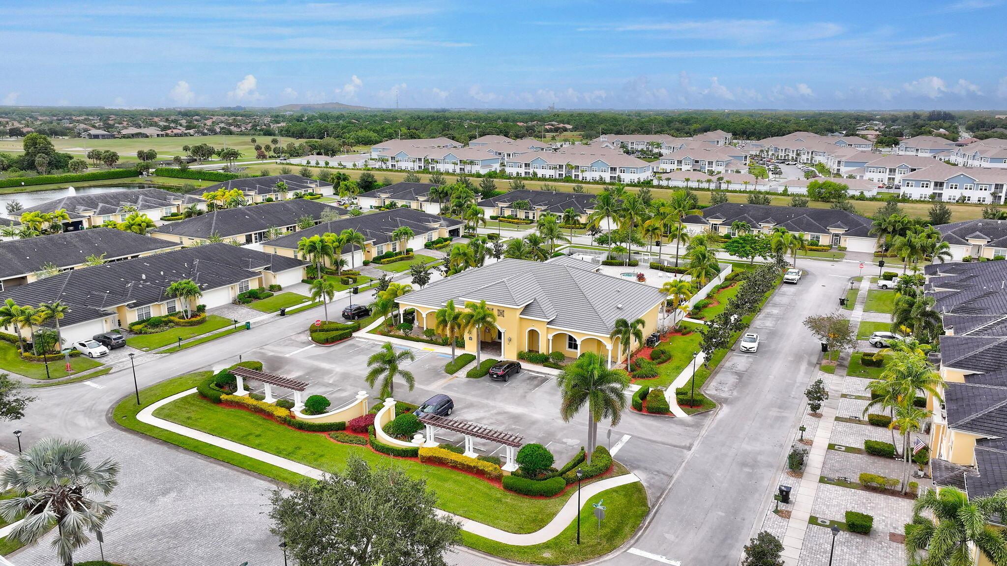 ST ANDREWS TOWNHOMES - Residential