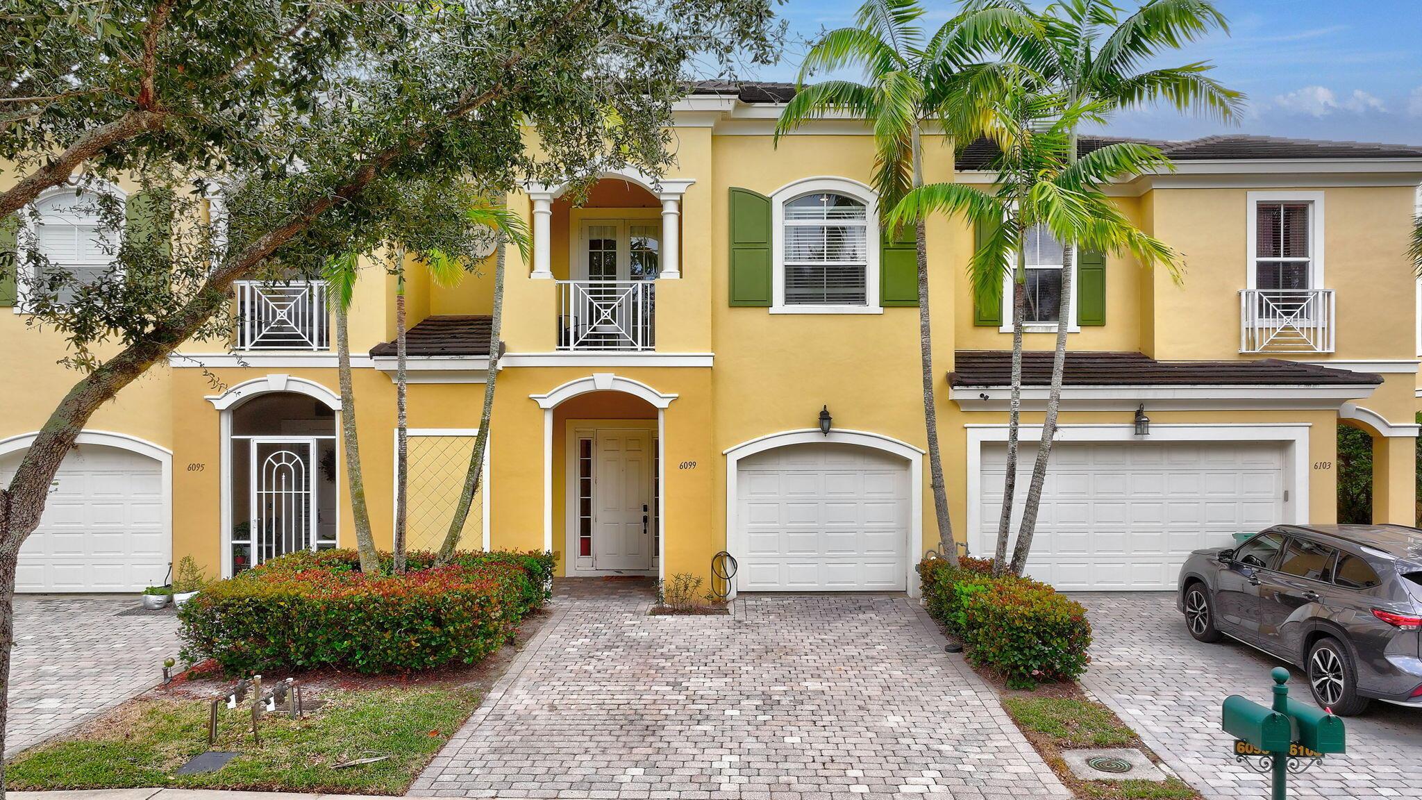 ST ANDREWS TOWNHOMES - Residential