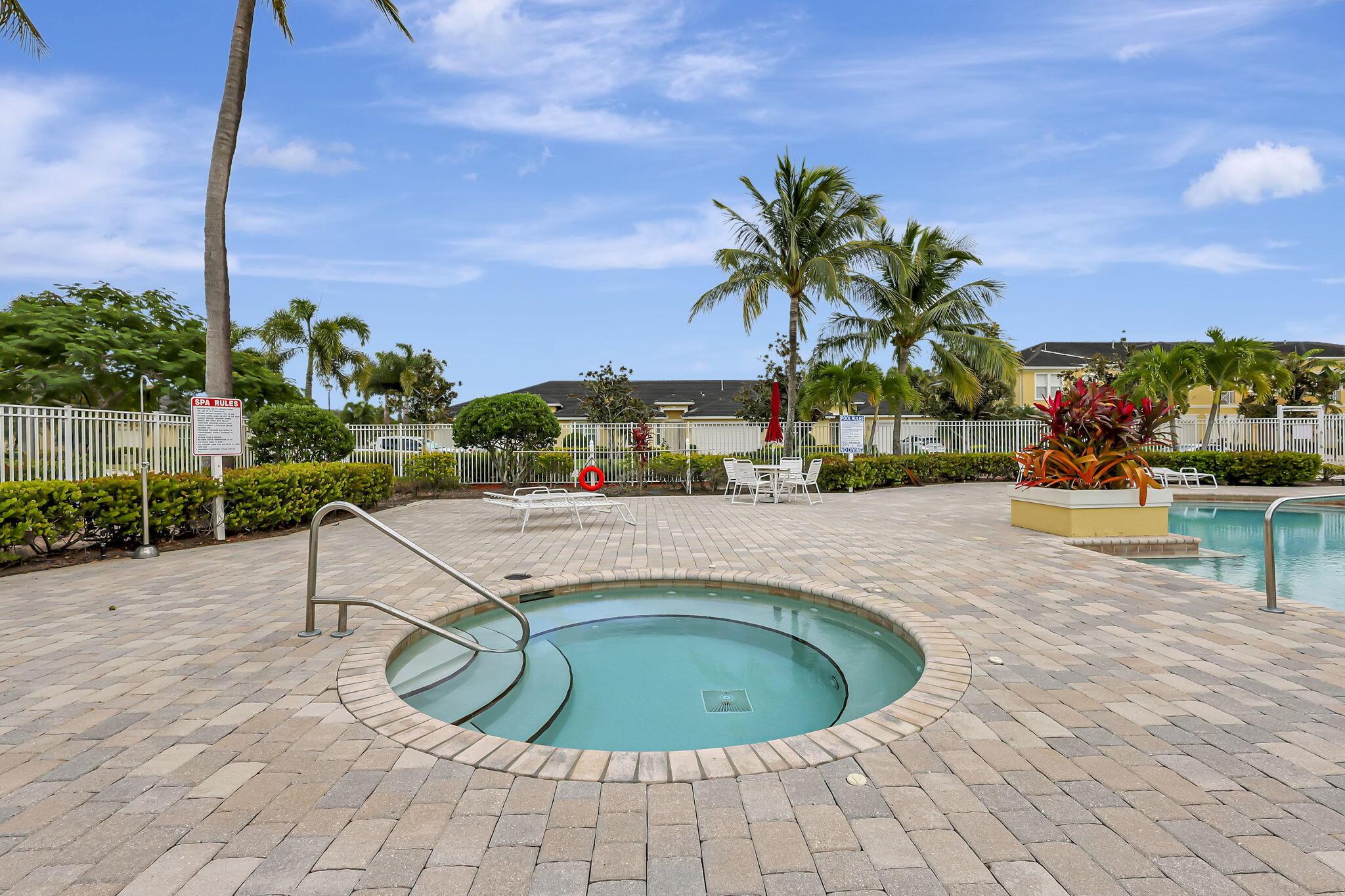 ST ANDREWS TOWNHOMES - Residential