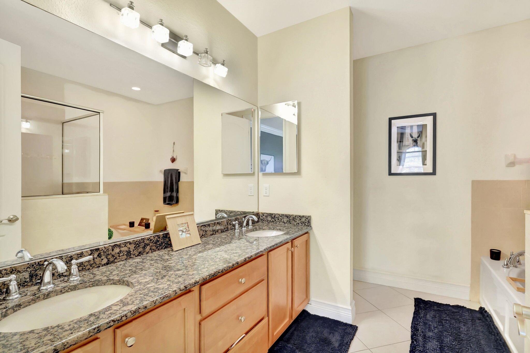 ST ANDREWS TOWNHOMES - Residential