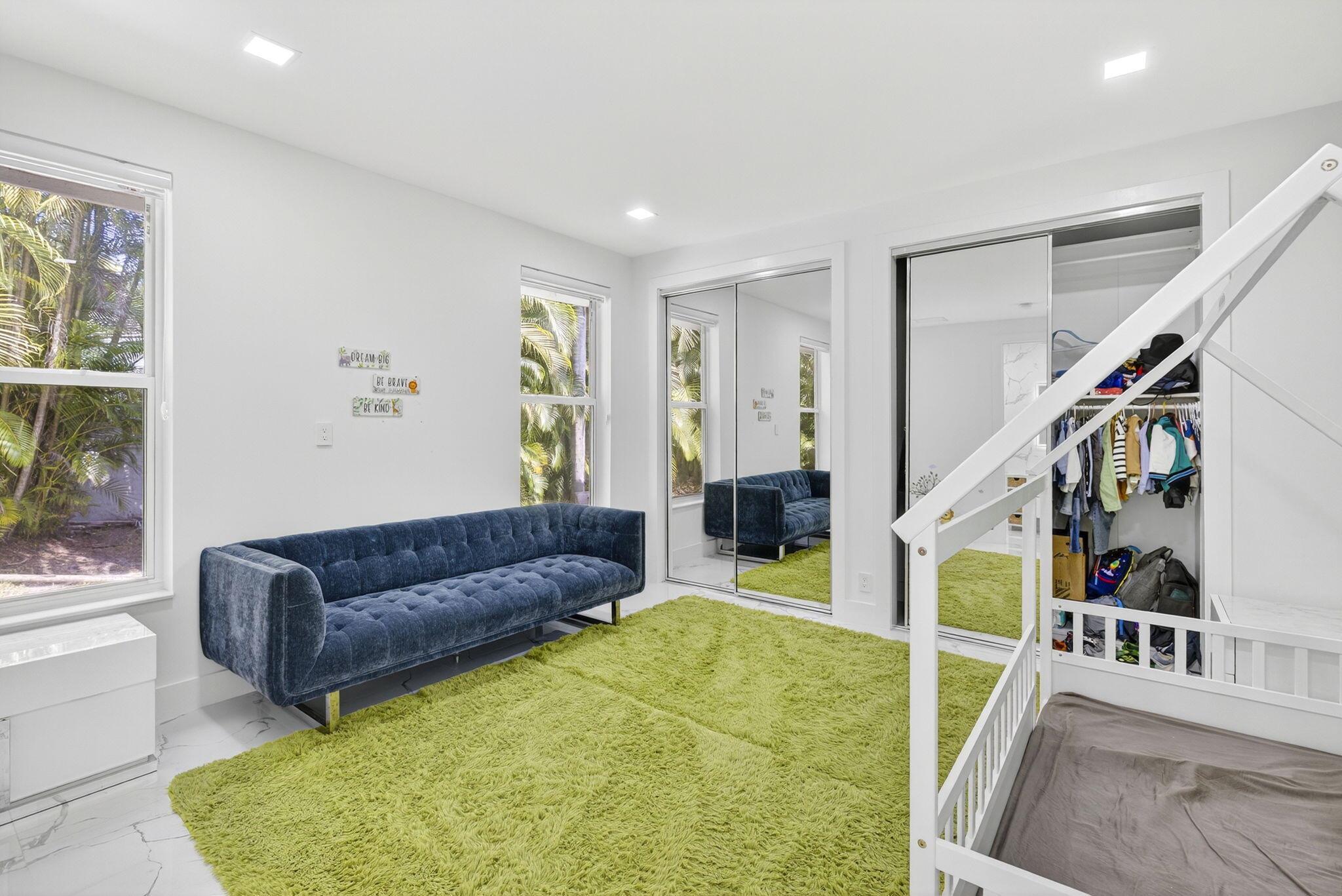 GRAND OAKS - Residential