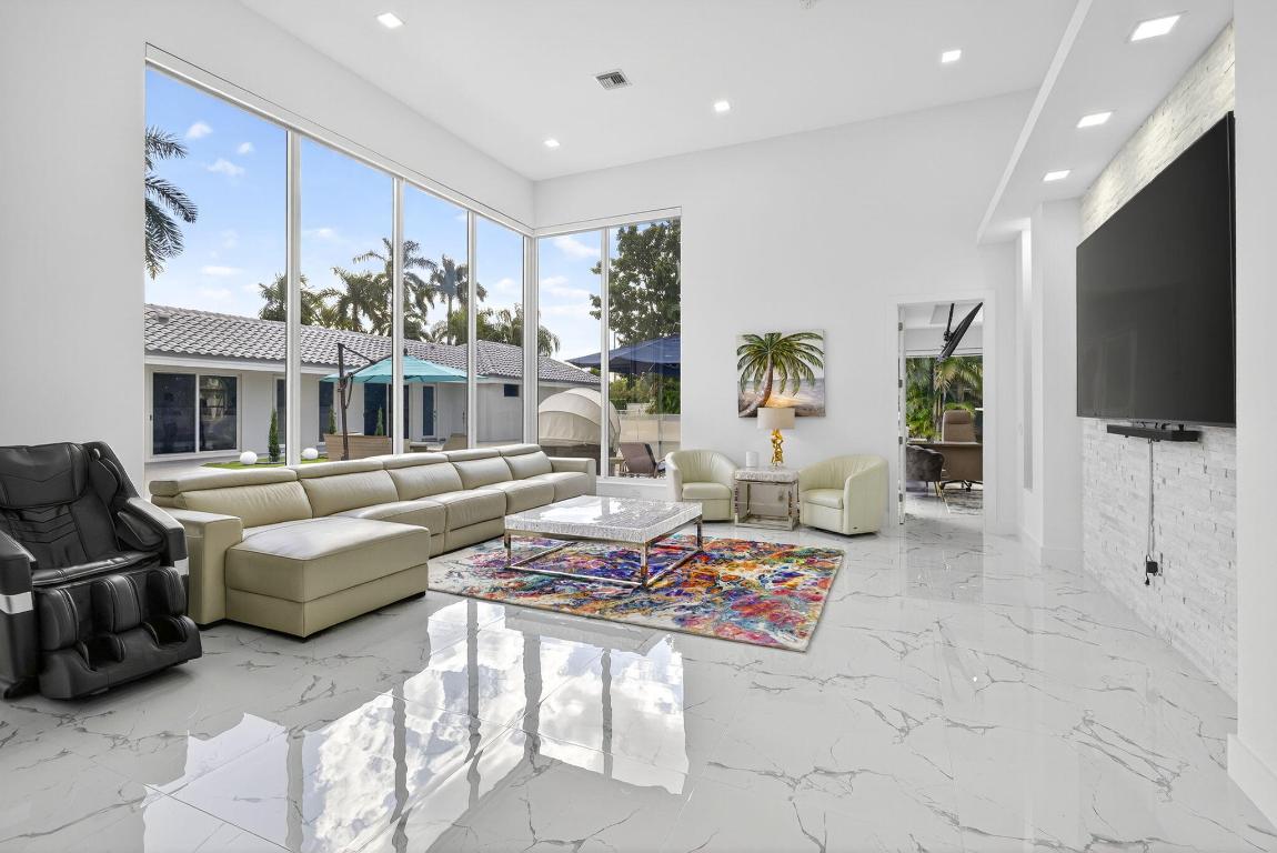 GRAND OAKS - Residential