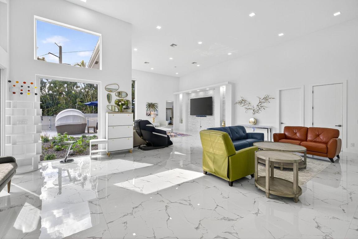 GRAND OAKS - Residential