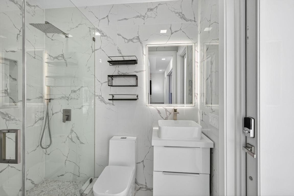 GRAND OAKS - Residential