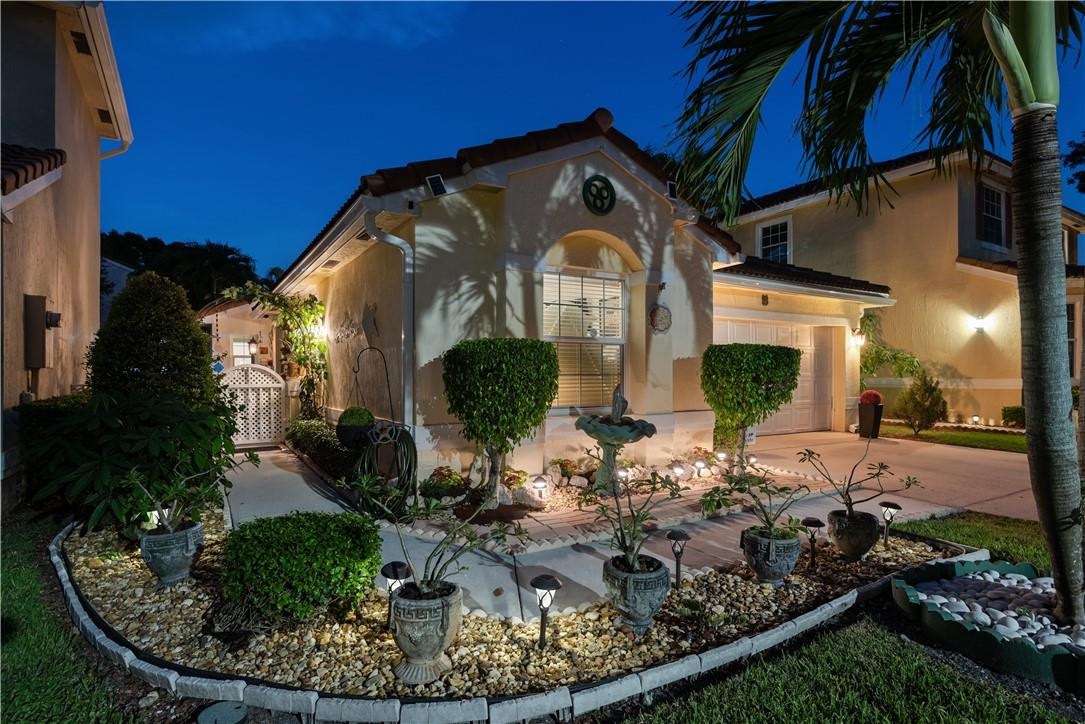 KENSINGTON SOUTH - Residential