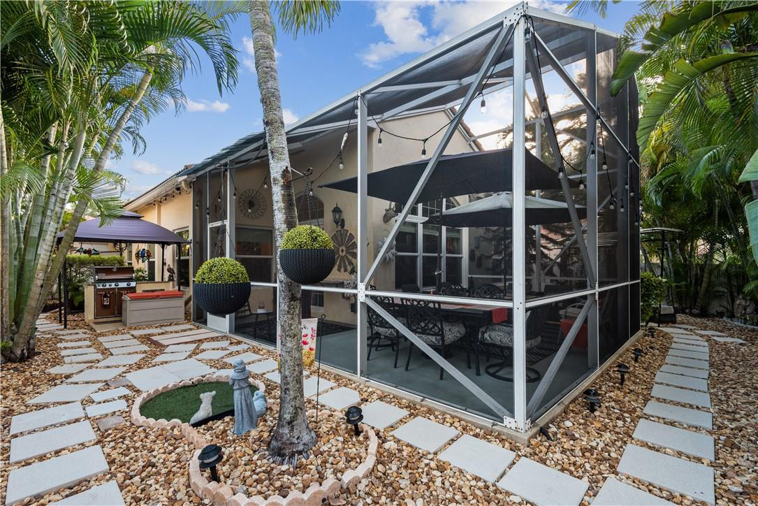 KENSINGTON SOUTH - Residential