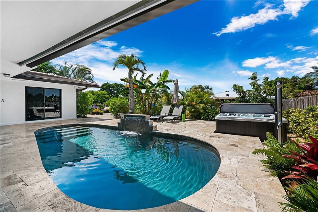 BAL HARBOUR - Residential