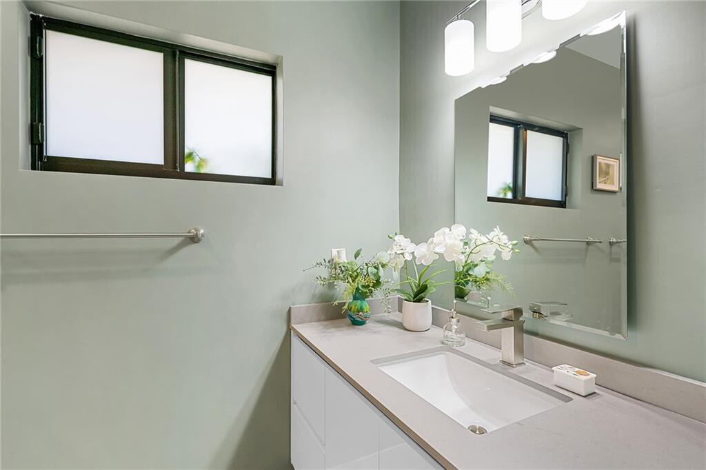 BAL HARBOUR - Residential