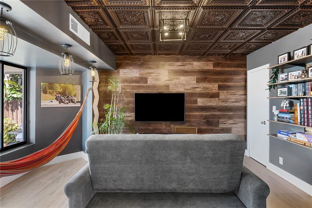 BAL HARBOUR - Residential