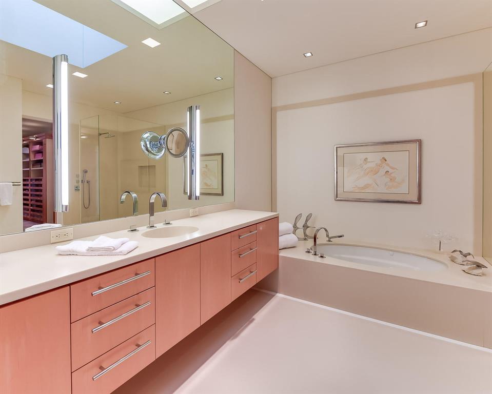 RESIDENCES AT SLOANS CURV - Residential