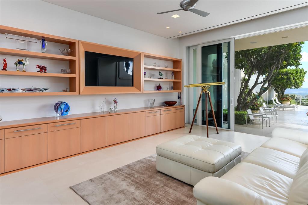 RESIDENCES AT SLOANS CURV - Residential