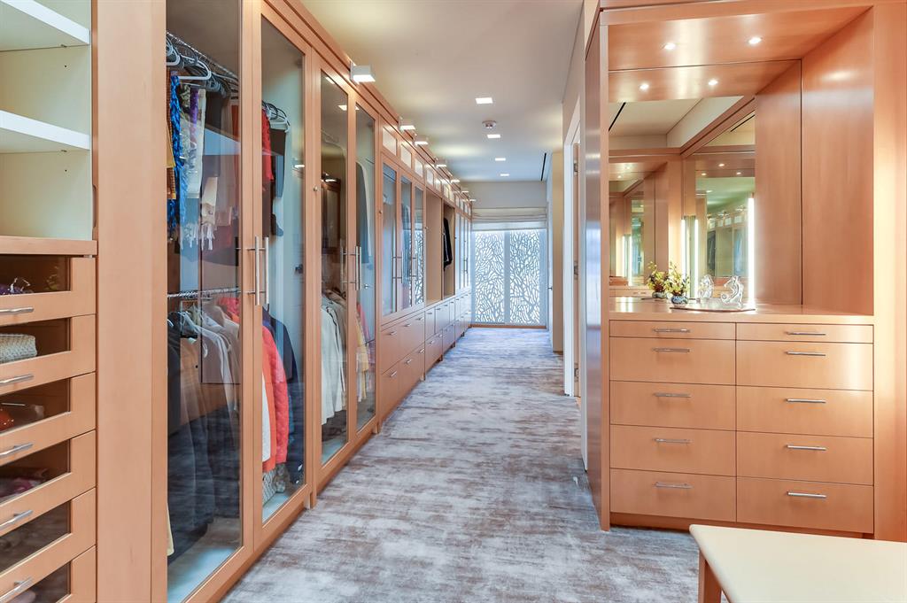 RESIDENCES AT SLOANS CURV - Residential