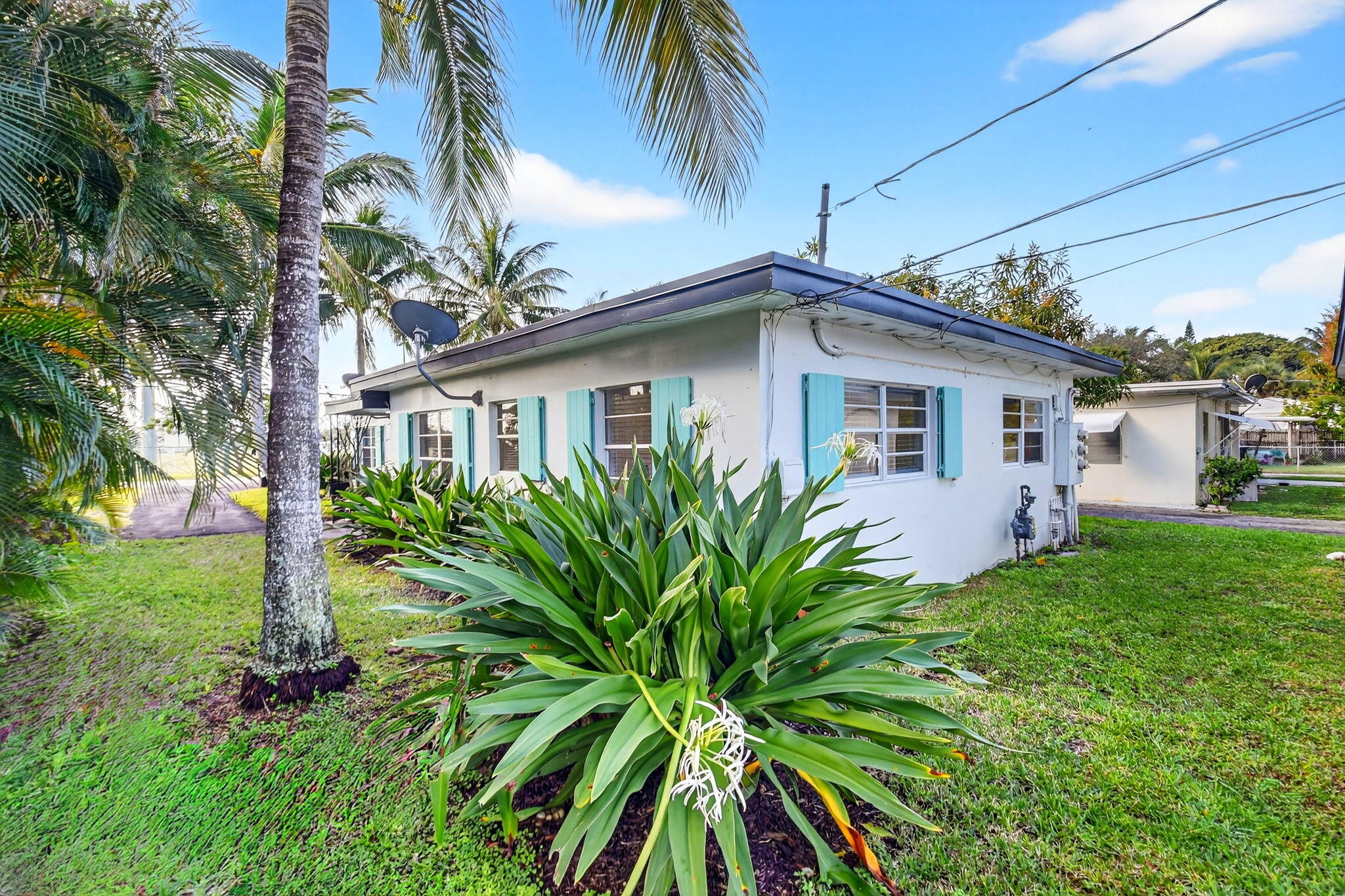 DECARIE - Residential Income