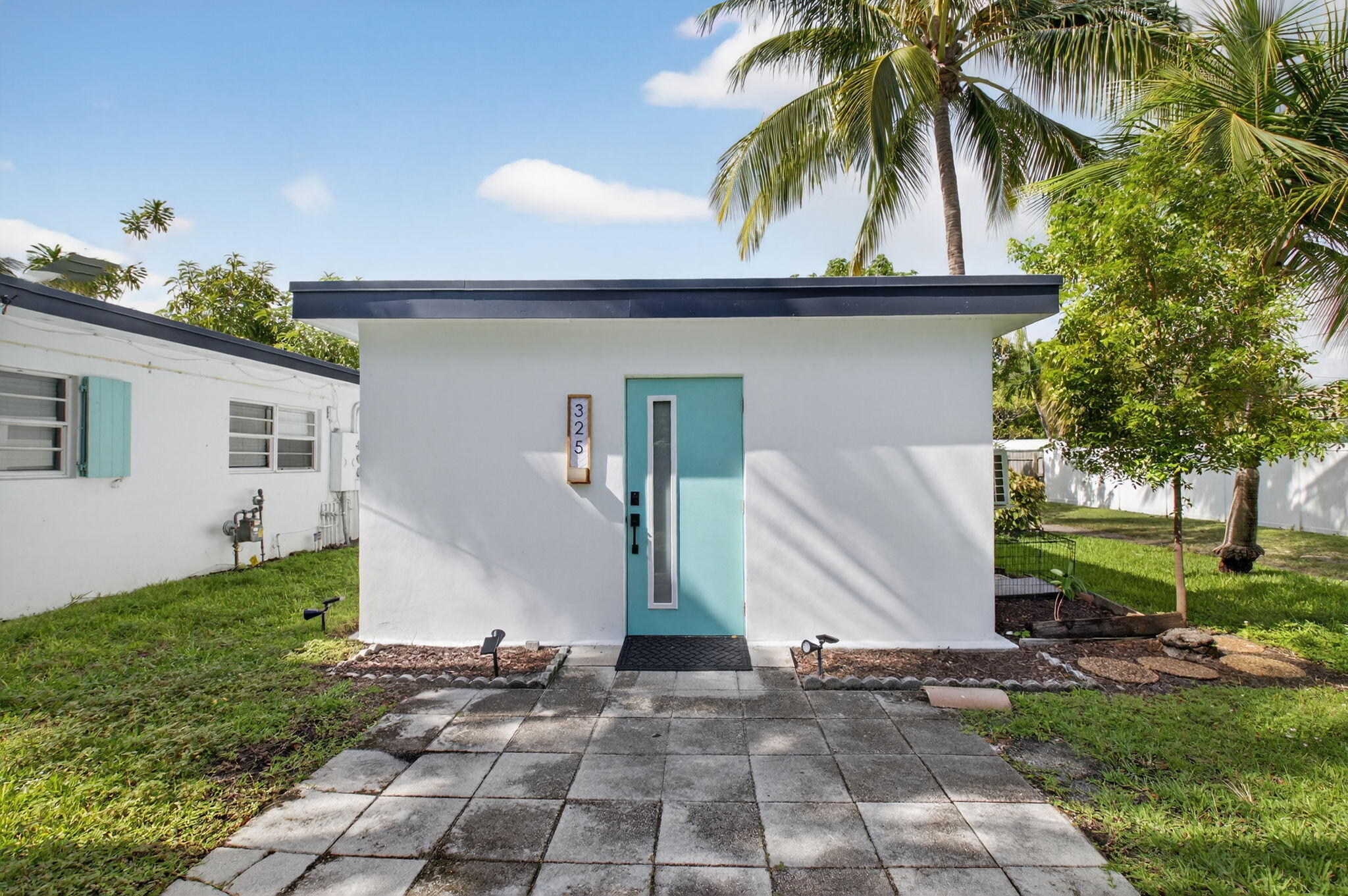 DECARIE - Residential Income