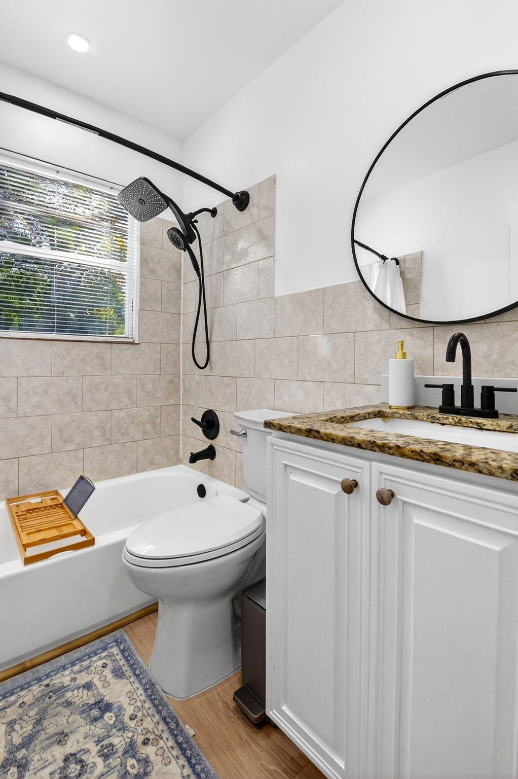 DECARIE - Residential Income