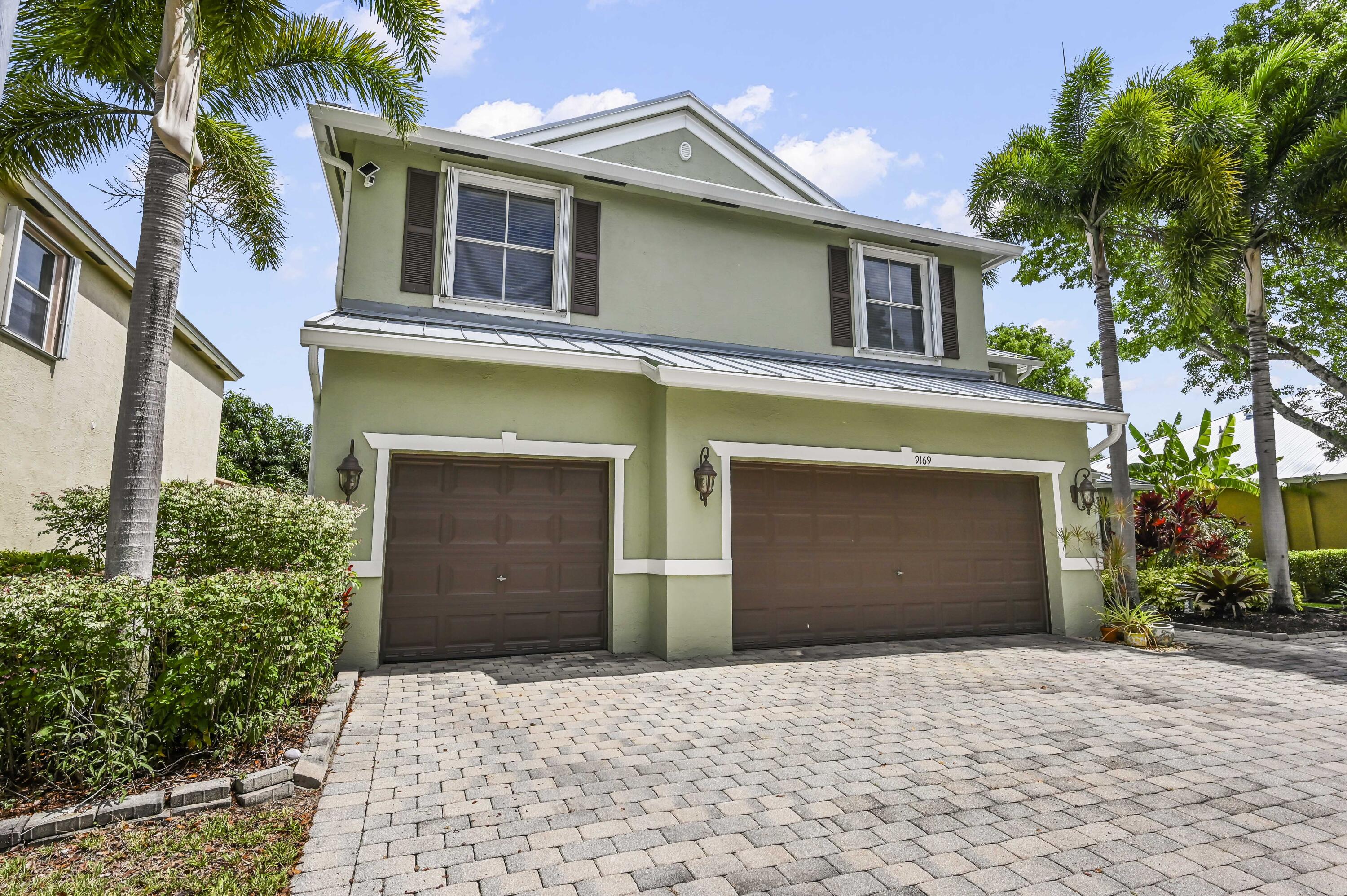 Properties 2335509435