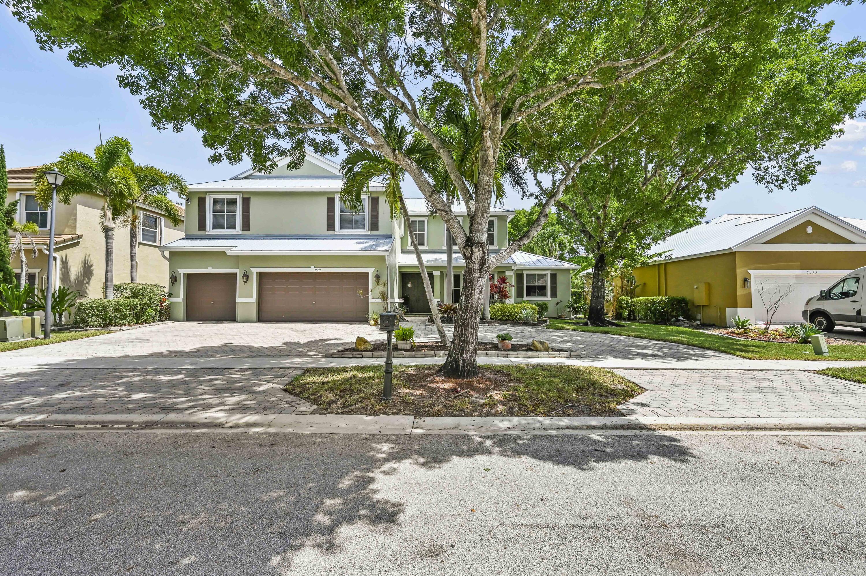 Properties 563426493
