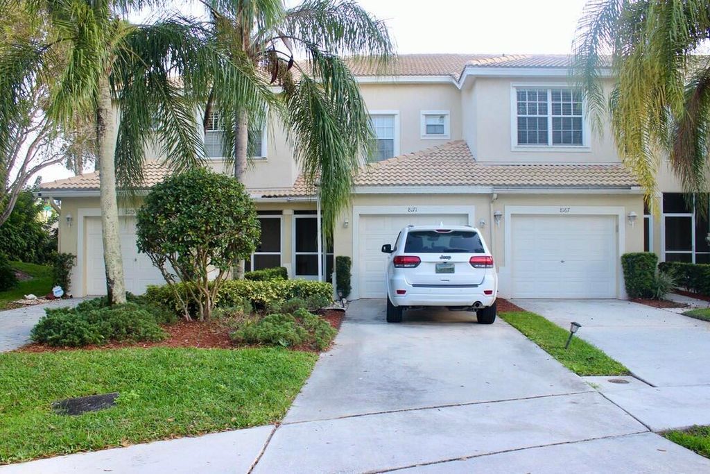 Photo of 8171 Bellagio Lane, Boynton Beach, FL 33472 (MLS # R11083873)