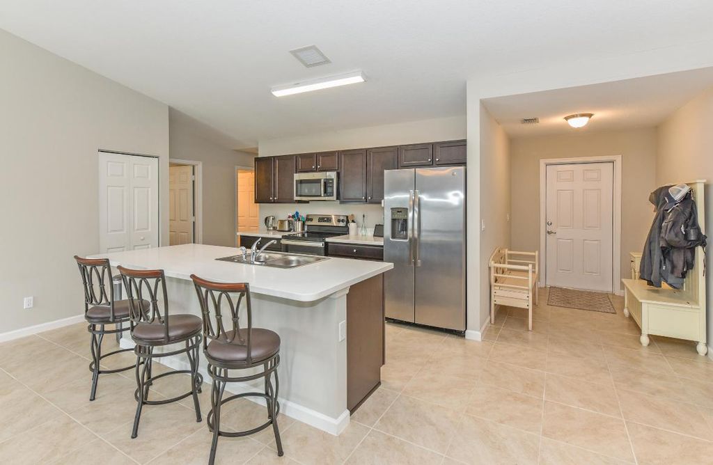 Photo of 5865 NW Mesa Circle, Port Saint Lucie, FL 34986 (MLS # R11121616)