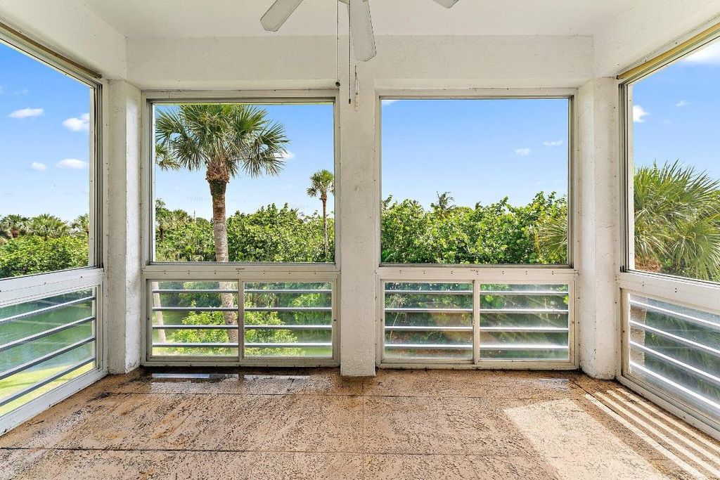Photo of 300 N Highway A1a #309a, Jupiter, FL 33477 (MLS # R10996453)