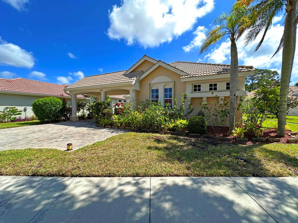 Photo of 573 SW Saint Kitts Cove, Port Saint Lucie, FL 34986 (MLS # R11085675)