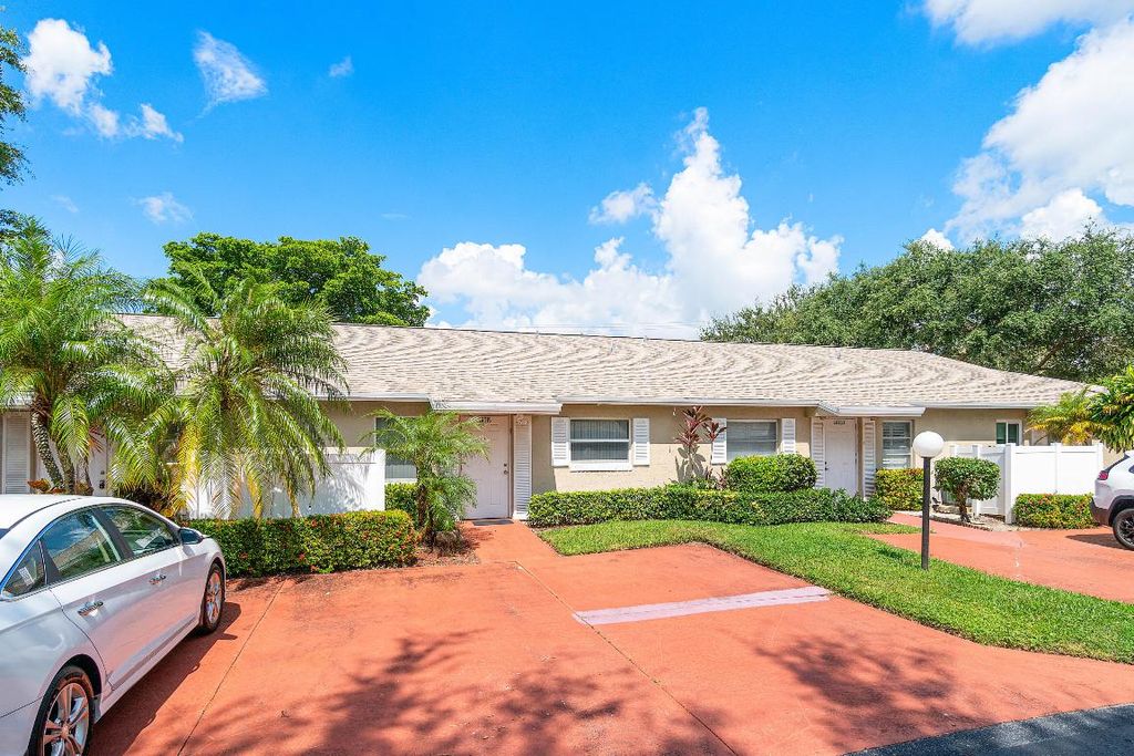 Photo of 18715 Candlewick Drive, Boca Raton, FL 33496 (MLS # R11012012)
