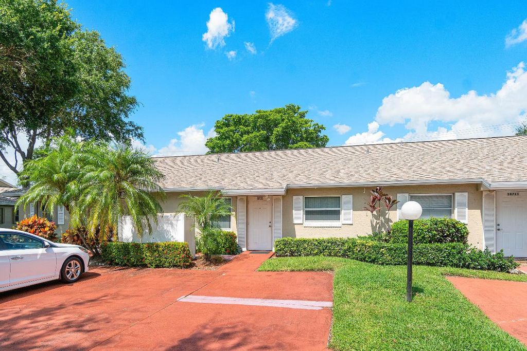 Photo of 18715 Candlewick Drive, Boca Raton, FL 33496 (MLS # R11012012)