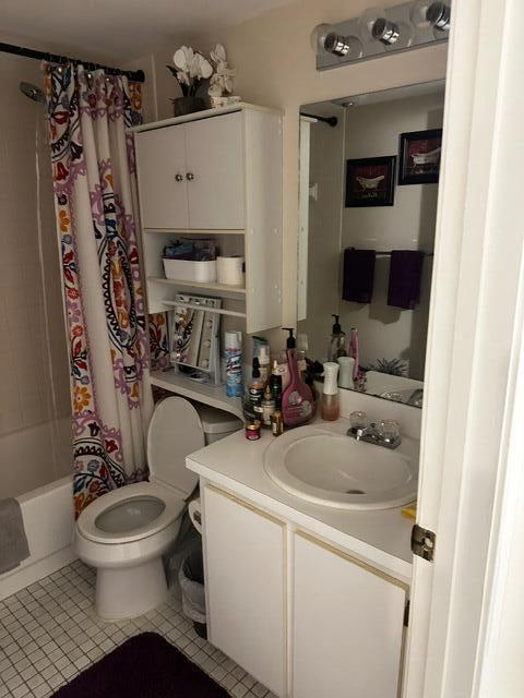 POINCIANA LAKES CONDO - Residential