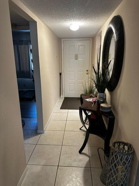 3186 Via Poinciana 306