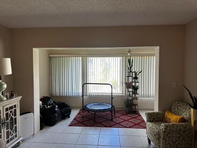 POINCIANA LAKES CONDO - Residential