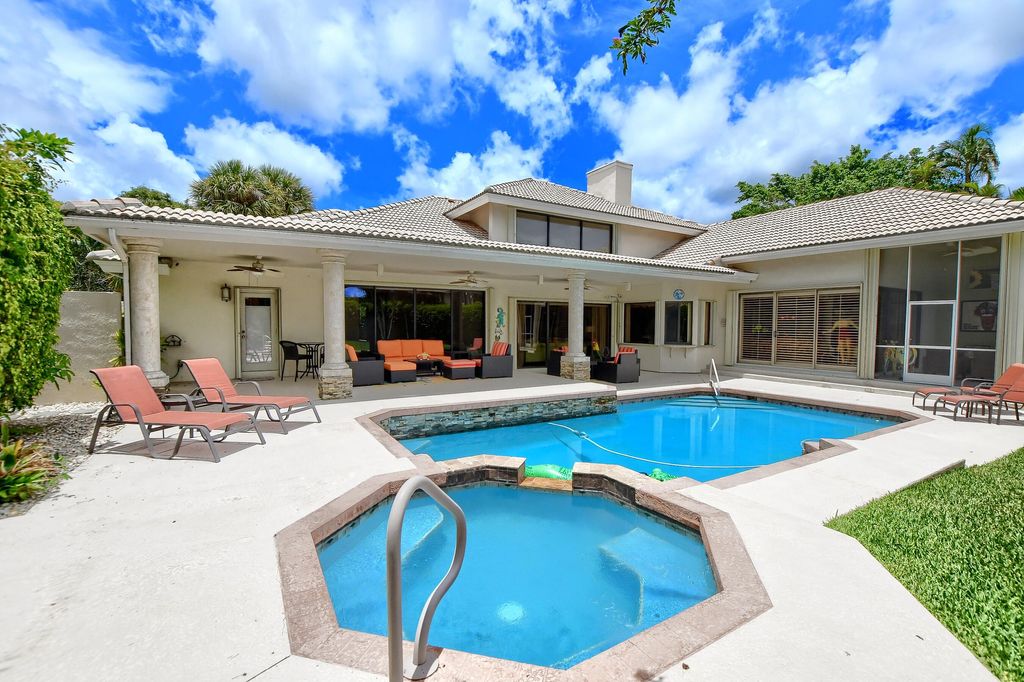 Photo of 5896 NW 23rd Way, Boca Raton, FL 33496 (MLS # R11108455)