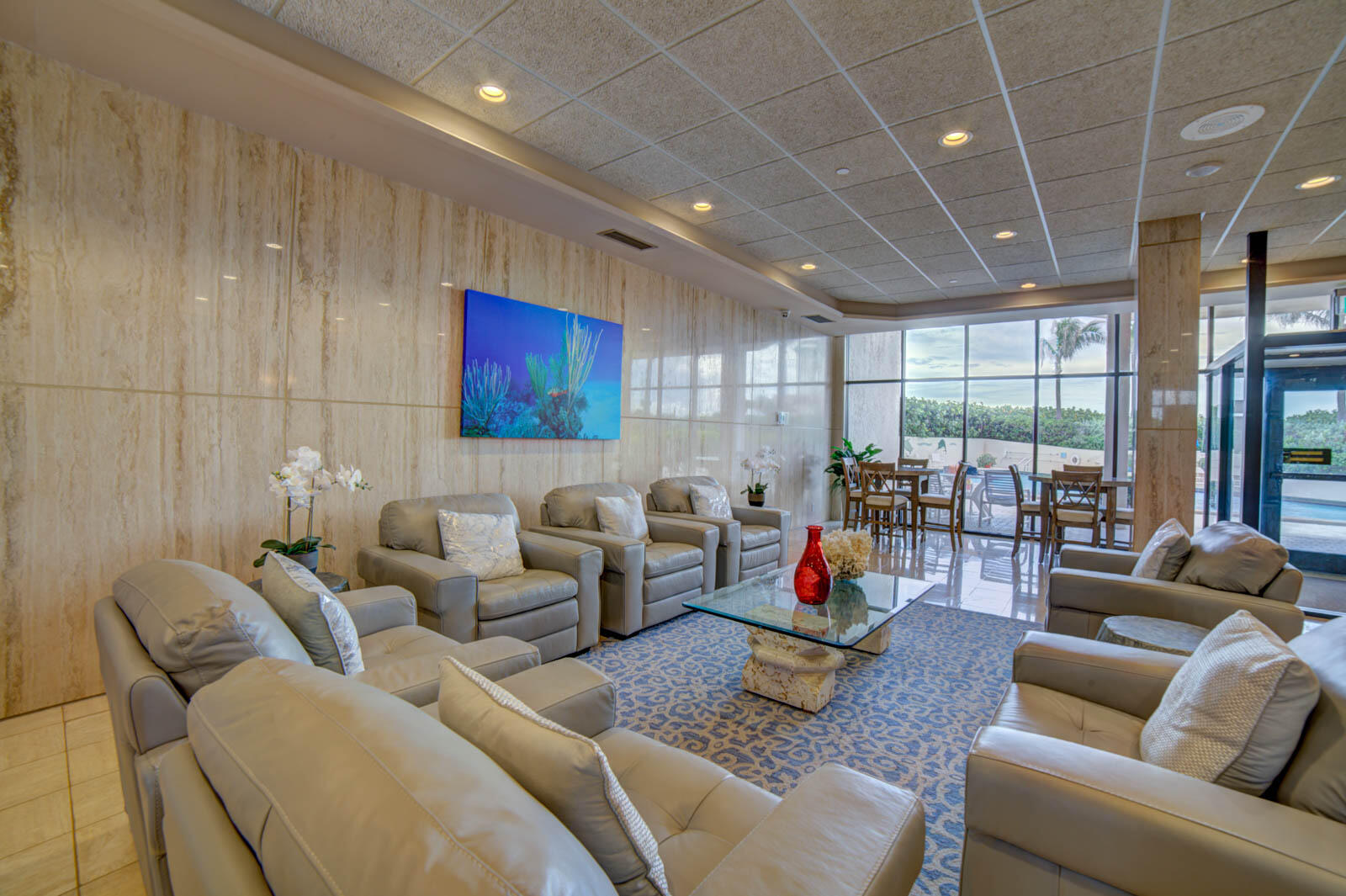 PRINCESS OF HUTCHINSON ISLAND - Residential
