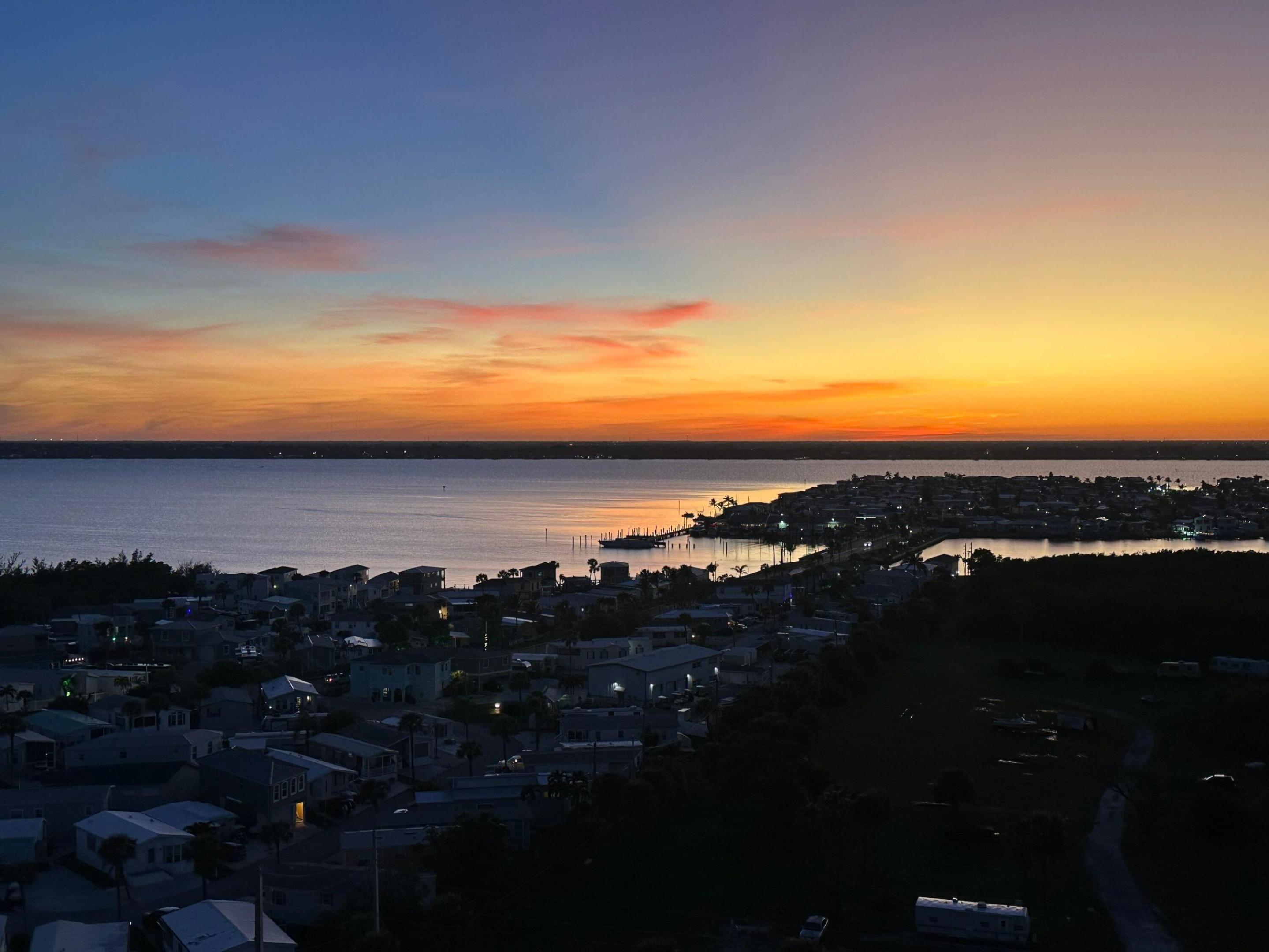 PRINCESS OF HUTCHINSON ISLAND - Residential