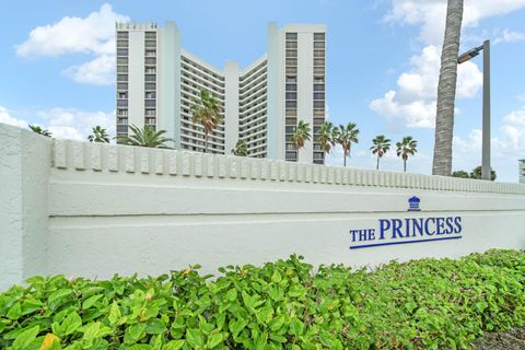 A home in Jensen Beach