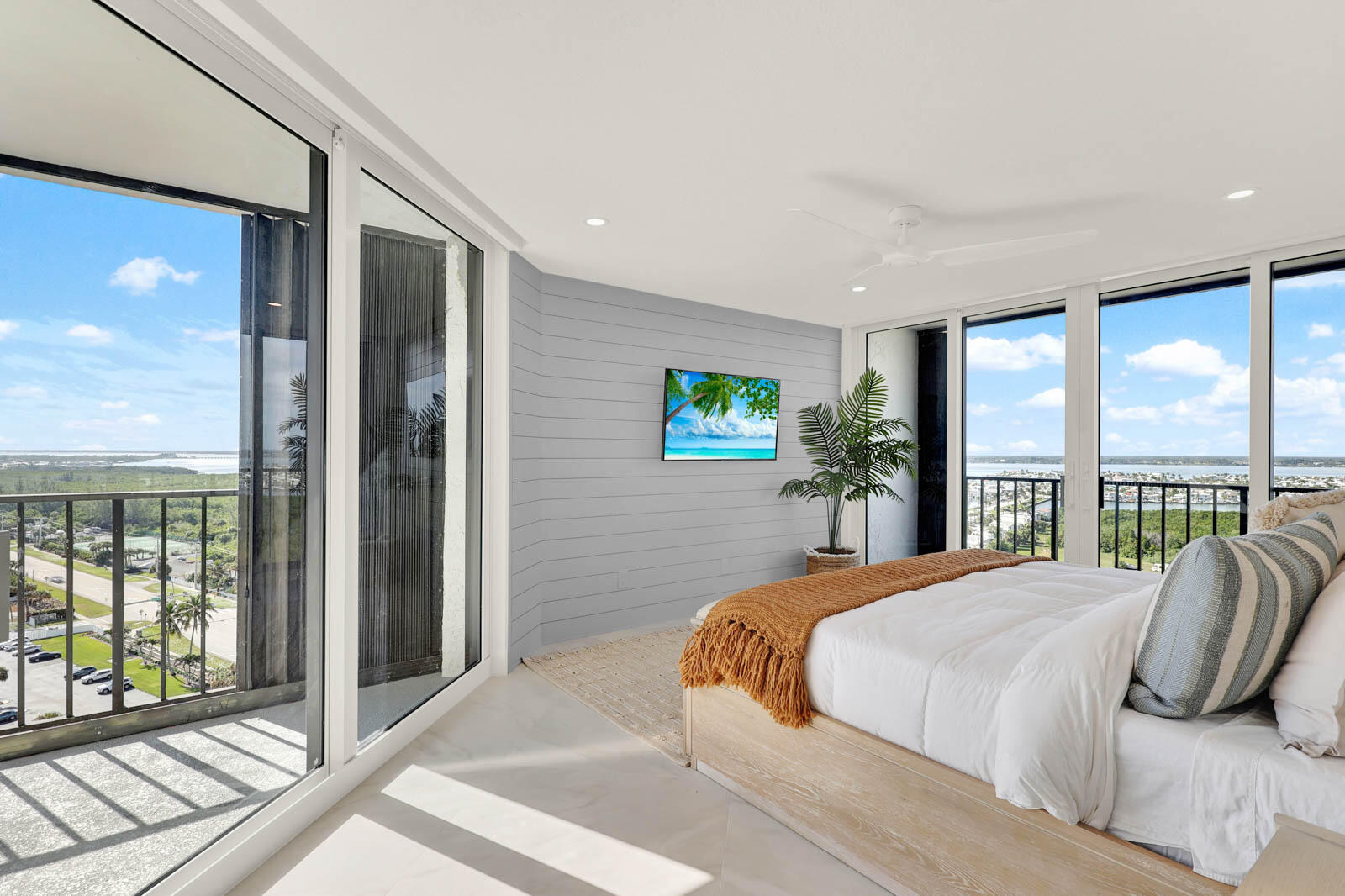 PRINCESS OF HUTCHINSON ISLAND - Residential