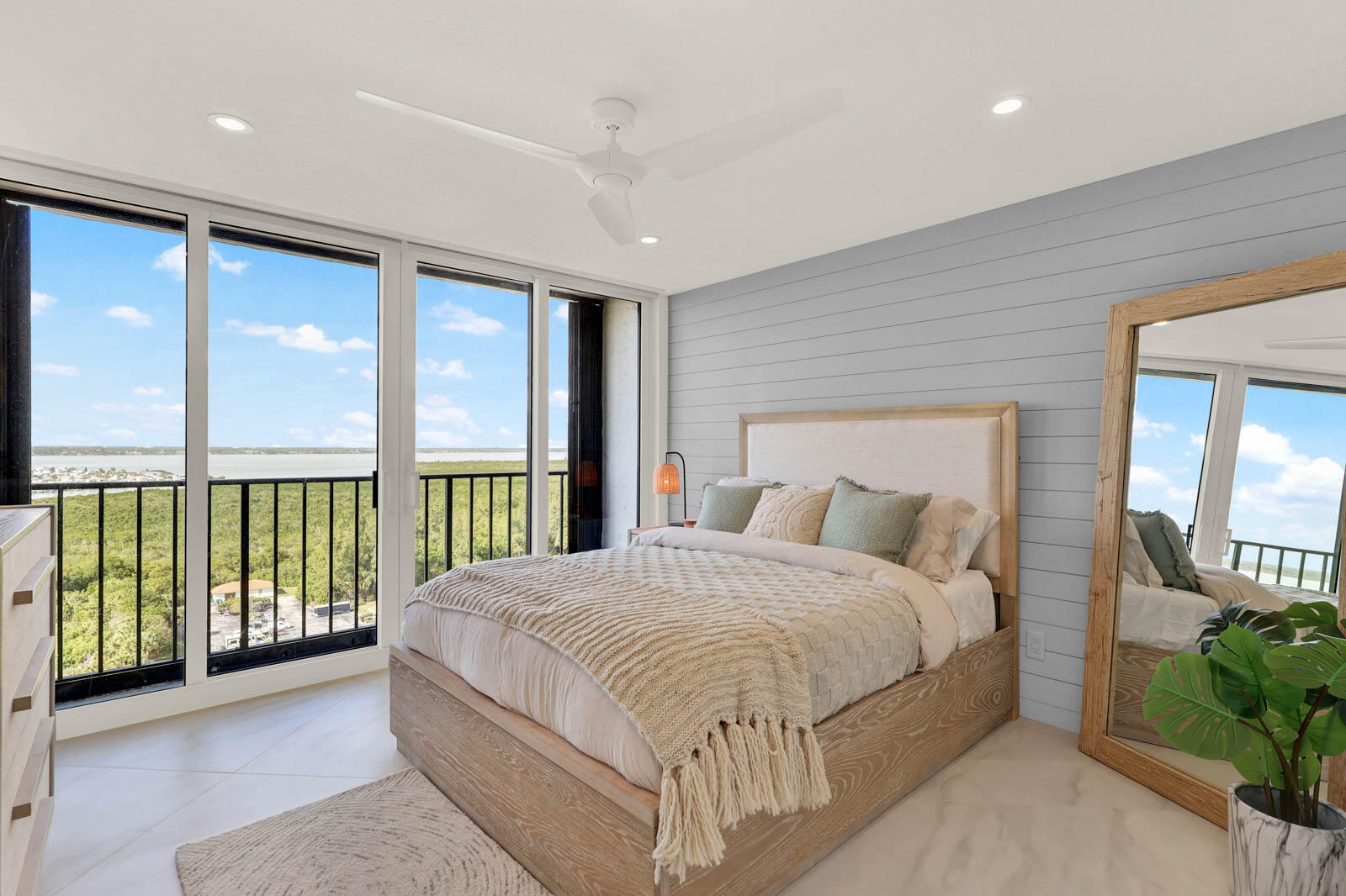 PRINCESS OF HUTCHINSON ISLAND - Residential
