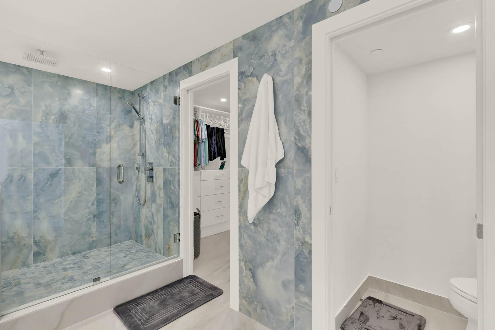 PRINCESS OF HUTCHINSON ISLAND - Residential