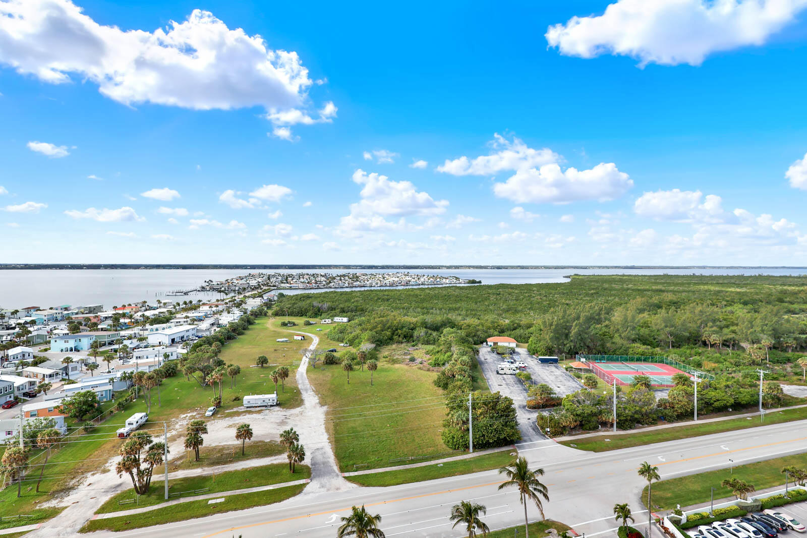 PRINCESS OF HUTCHINSON ISLAND - Residential