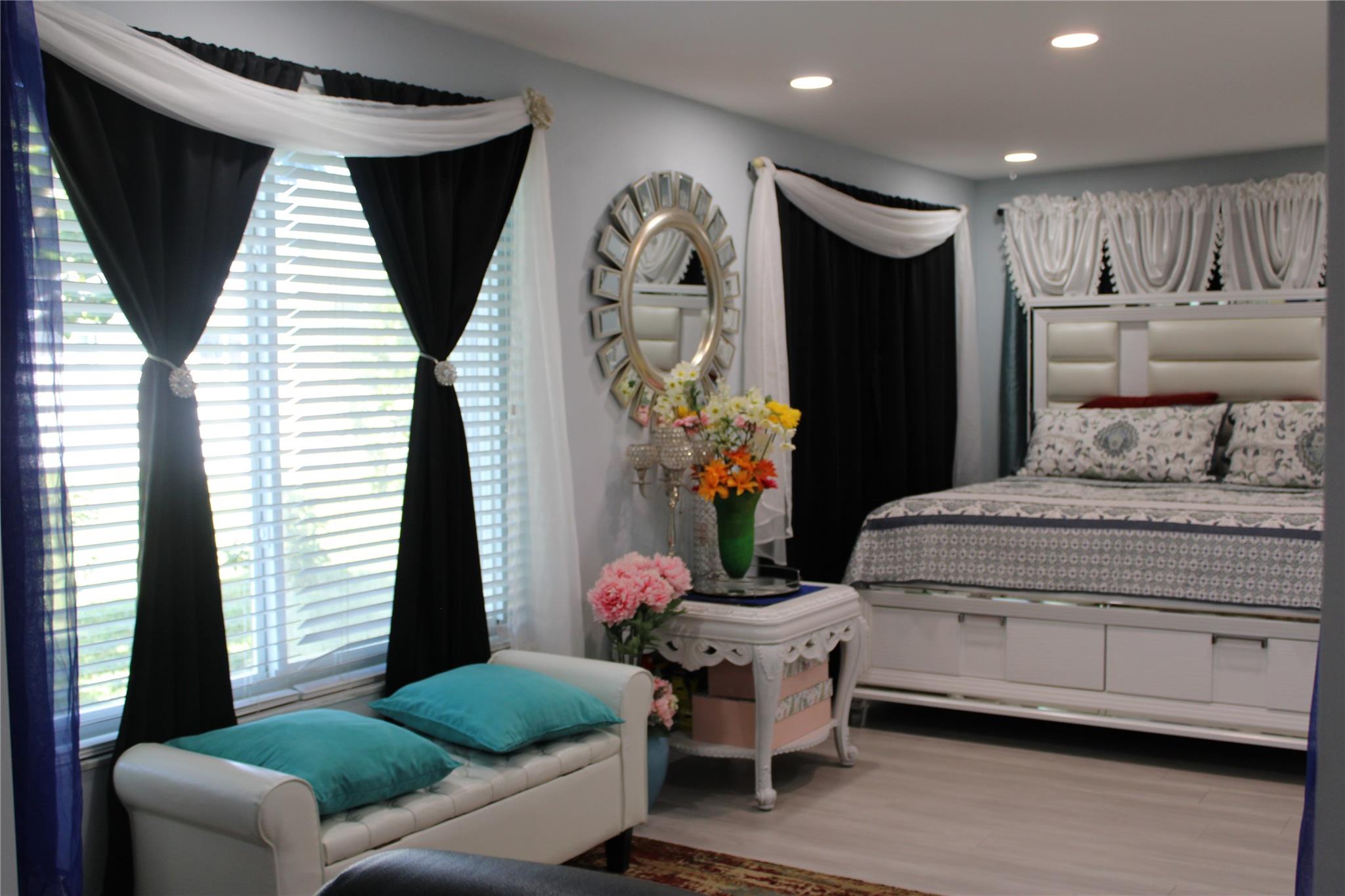 Paradise Gardens Sec 2 69 - Residential