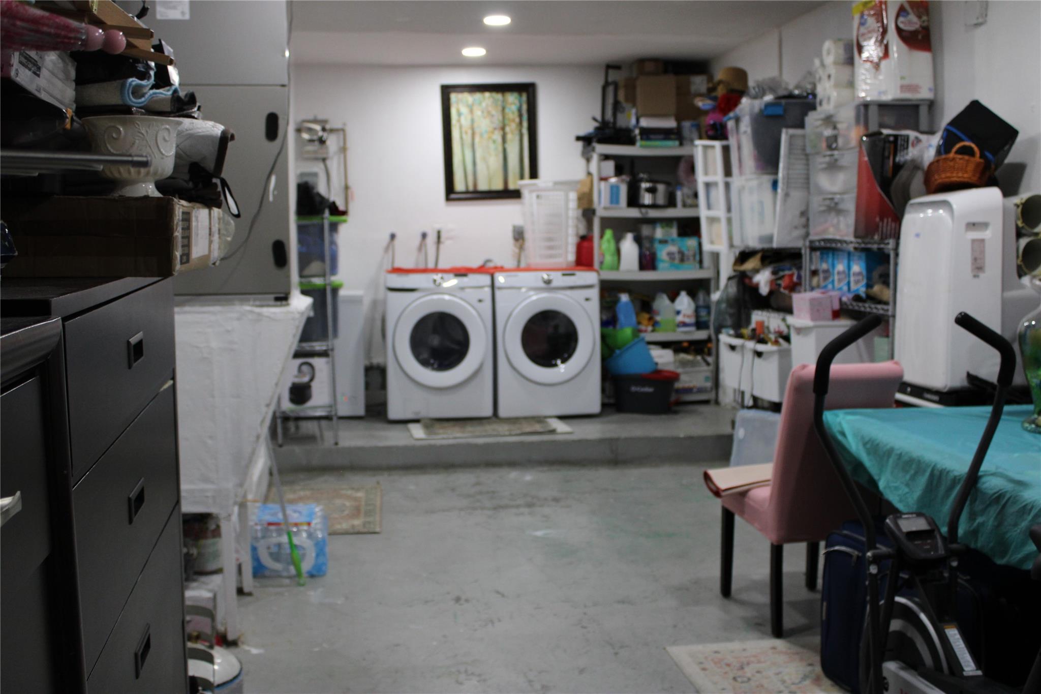 Paradise Gardens Sec 2 69 - Residential