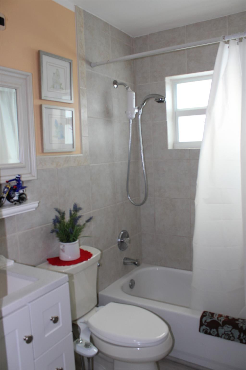 Paradise Gardens Sec 2 69 - Residential