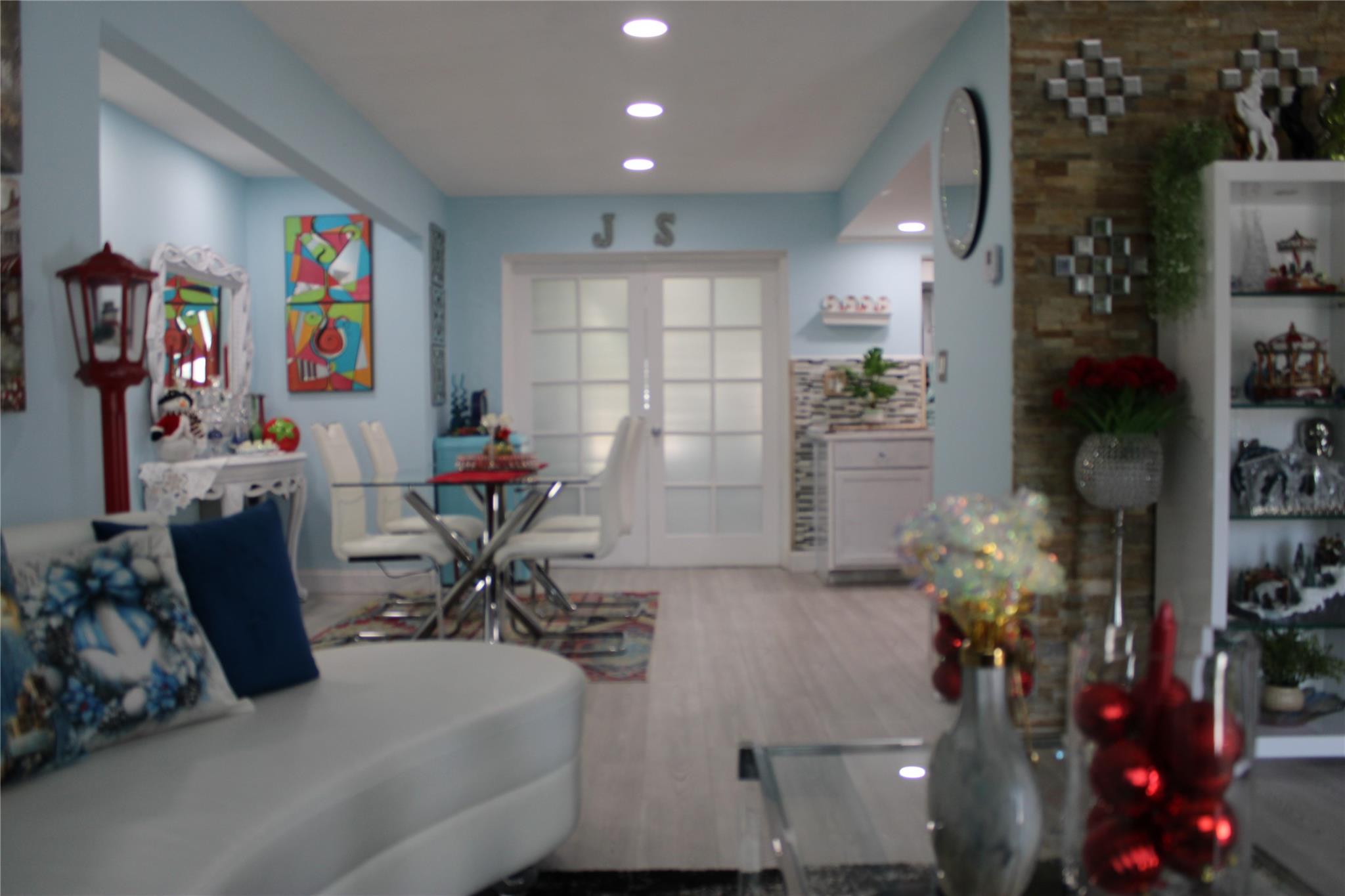 Paradise Gardens Sec 2 69 - Residential