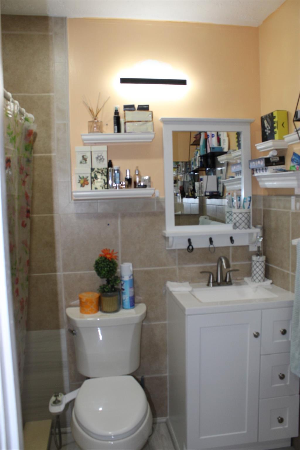 Paradise Gardens Sec 2 69 - Residential