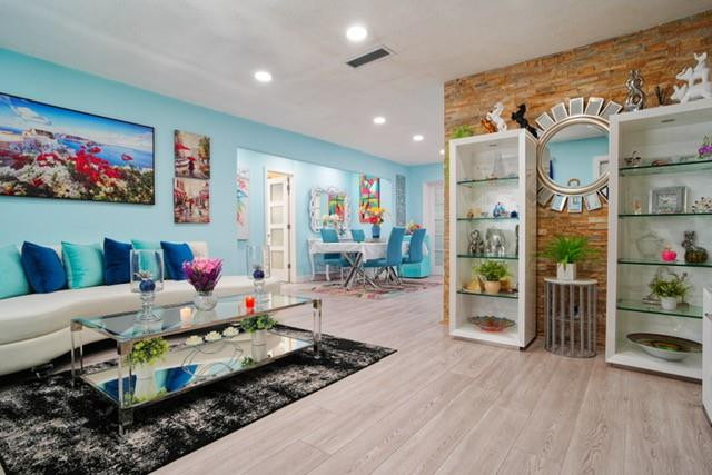 Paradise Gardens Sec 2 69 - Residential