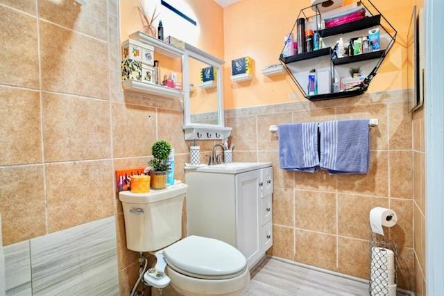 Paradise Gardens Sec 2 69 - Residential