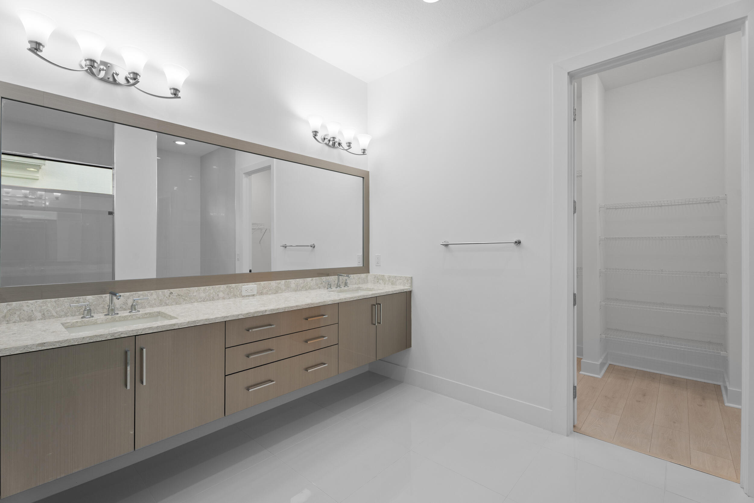 ARTISTRY - Residential