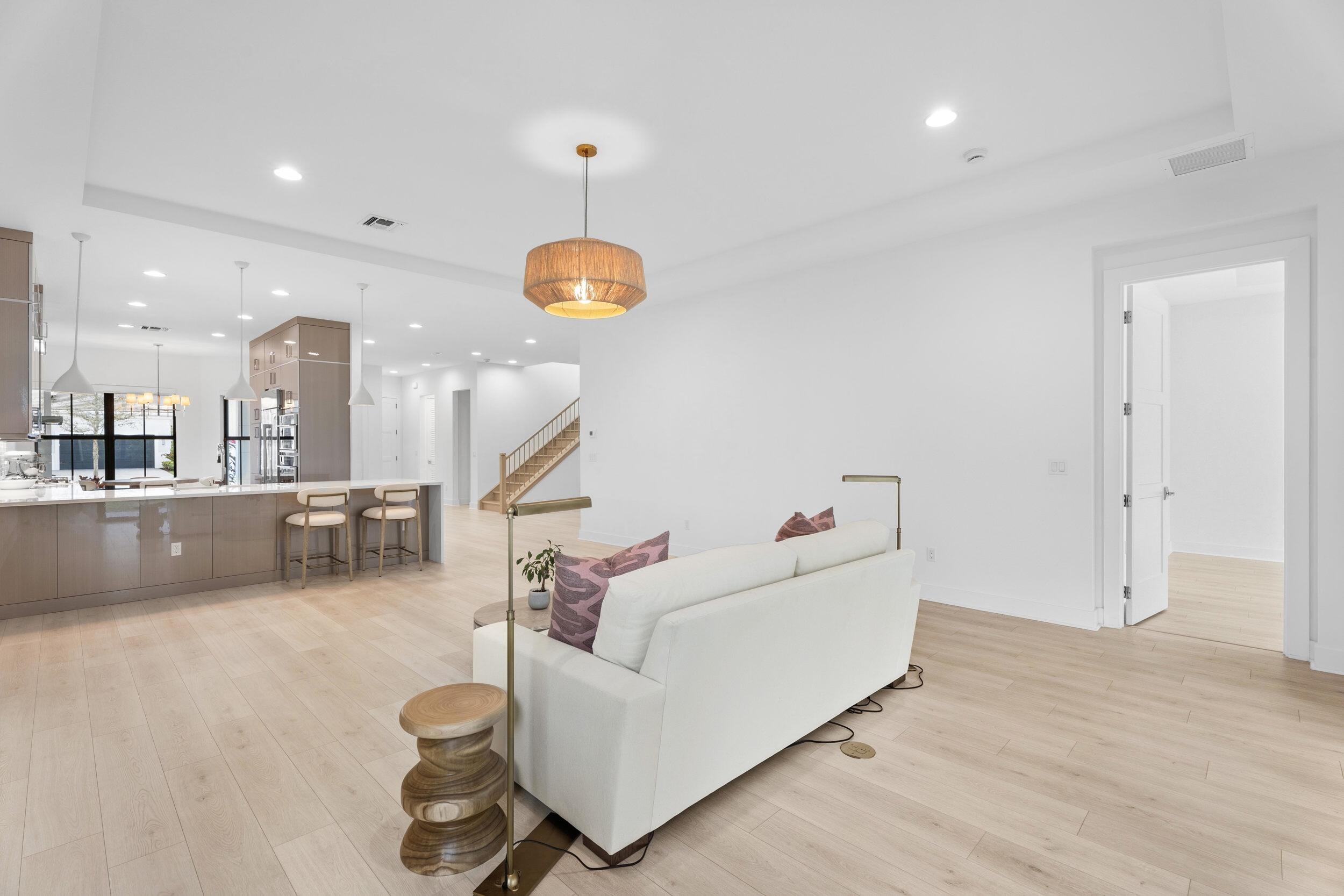 ARTISTRY - Residential