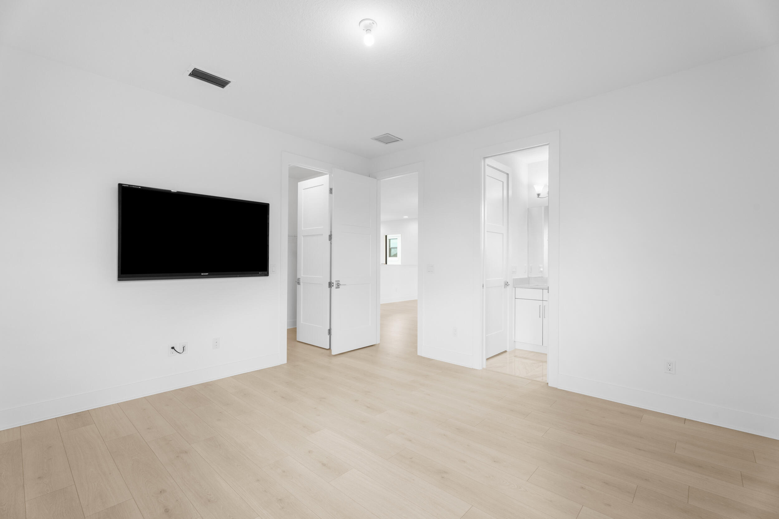 ARTISTRY - Residential