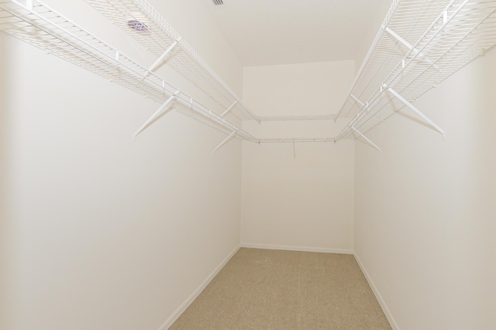 KINGS ISLE (Isle of Capri - Residential