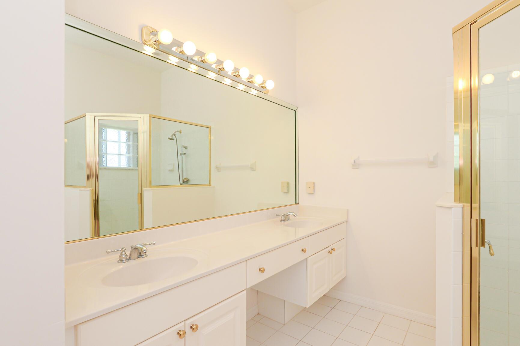 KINGS ISLE (Isle of Capri - Residential